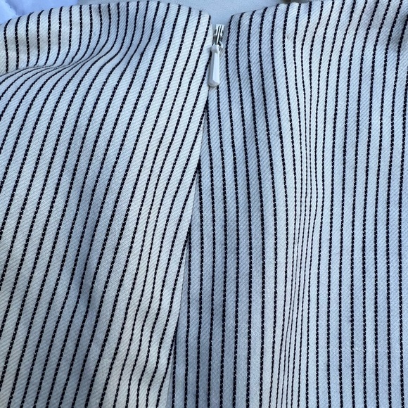 Lauren Ralph Lauren Pinstripe Trumpet Skirt - Picture 11 of 14